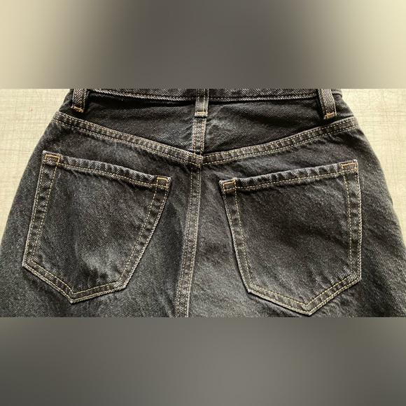 PacSun vintage 90s boyfriend jeans, light blue in front black in back size 22 - Picture 6 of 10